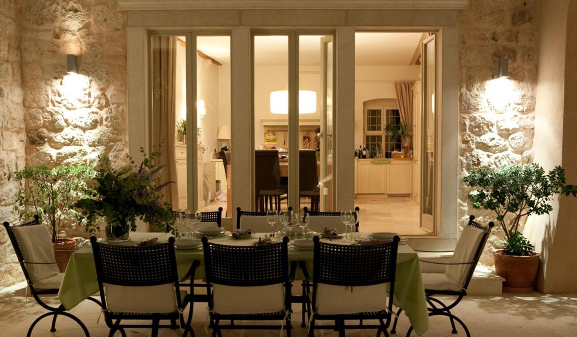 Hvar Royale - 5 Bedroom - Indoor Pool - Beautiful Heritage Villaer *