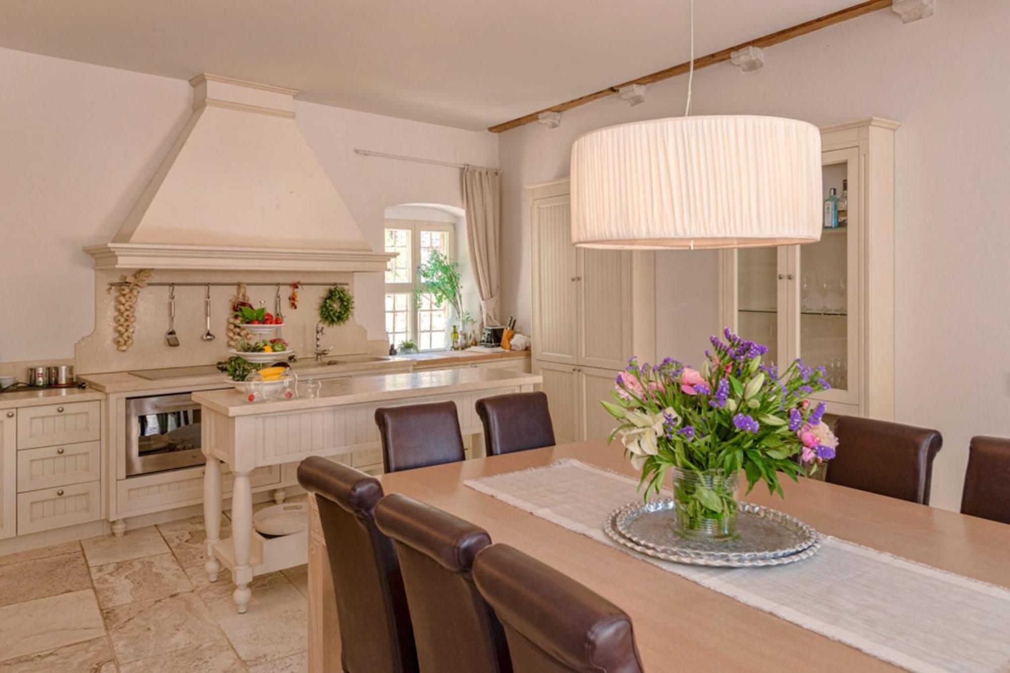 Hvar Royale - 5 Bedroom - Indoor Pool - Beautiful Heritage *
